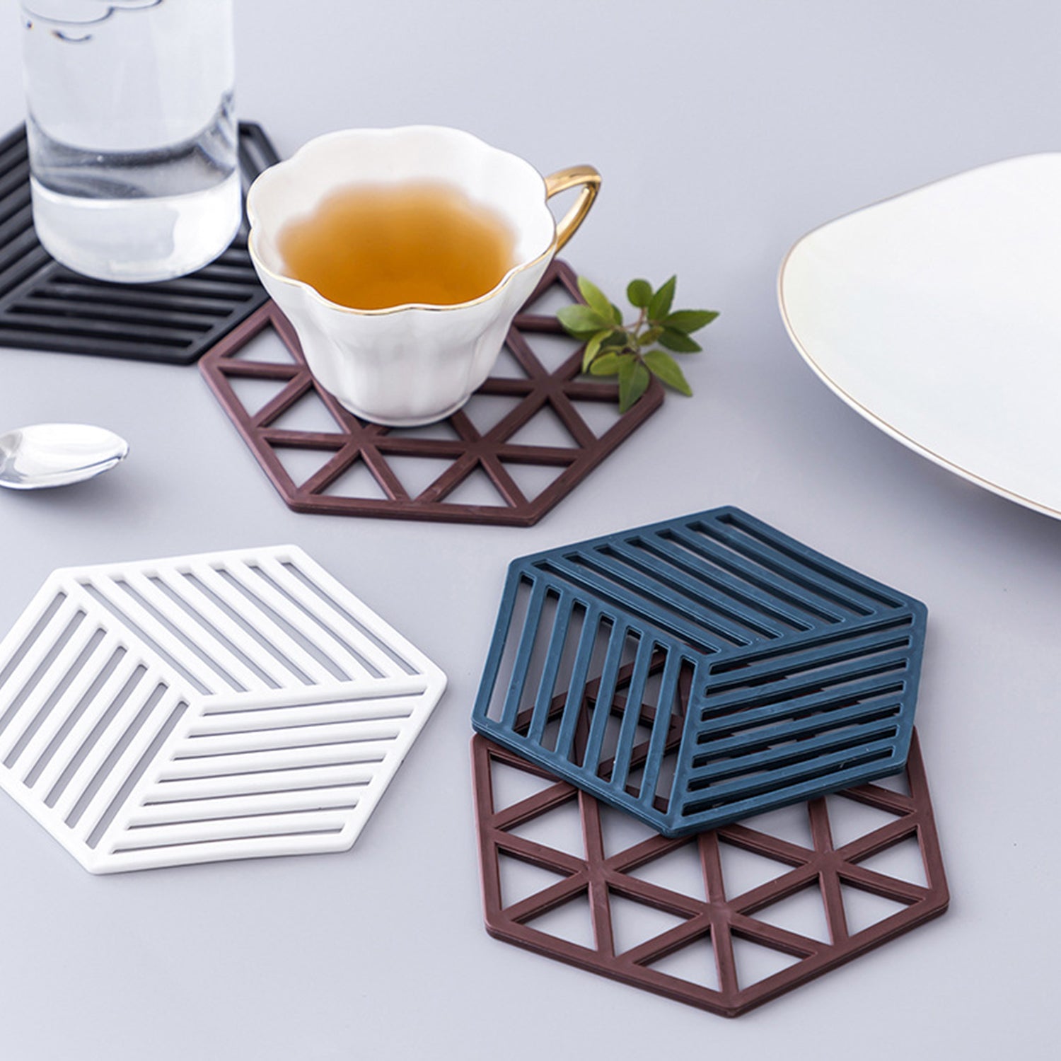 Coasters for Drinks Set of 8, Absorbent Abstract Sand Marble with Metal Golden Holder